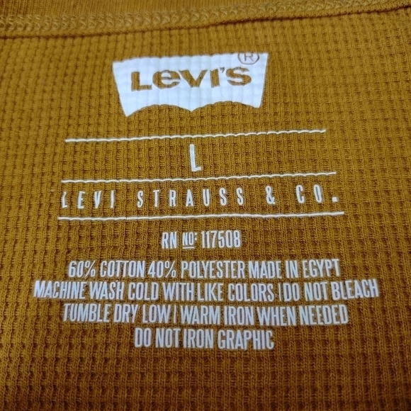 Levi's Men's Gold/Yellow Wallfe Knit Longsleeve T-shirt Size L - Picture 5 of 5